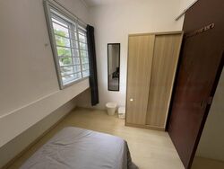 Blk 352 Clementi Avenue 2 Shopping Centre (Clementi), HDB Executive #473793851